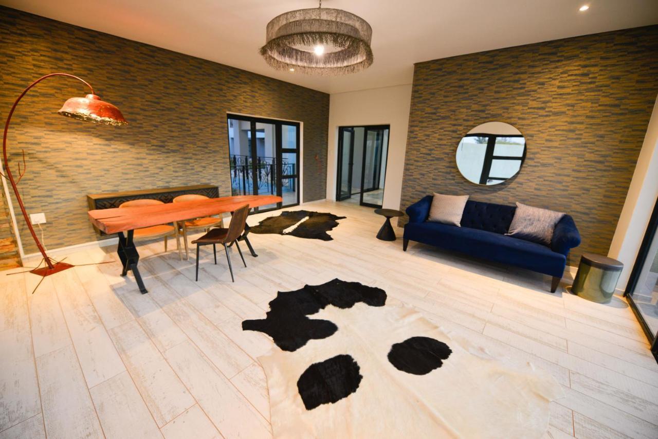 Serurubele Boutique Hotel Bosbokrand Экстерьер фото