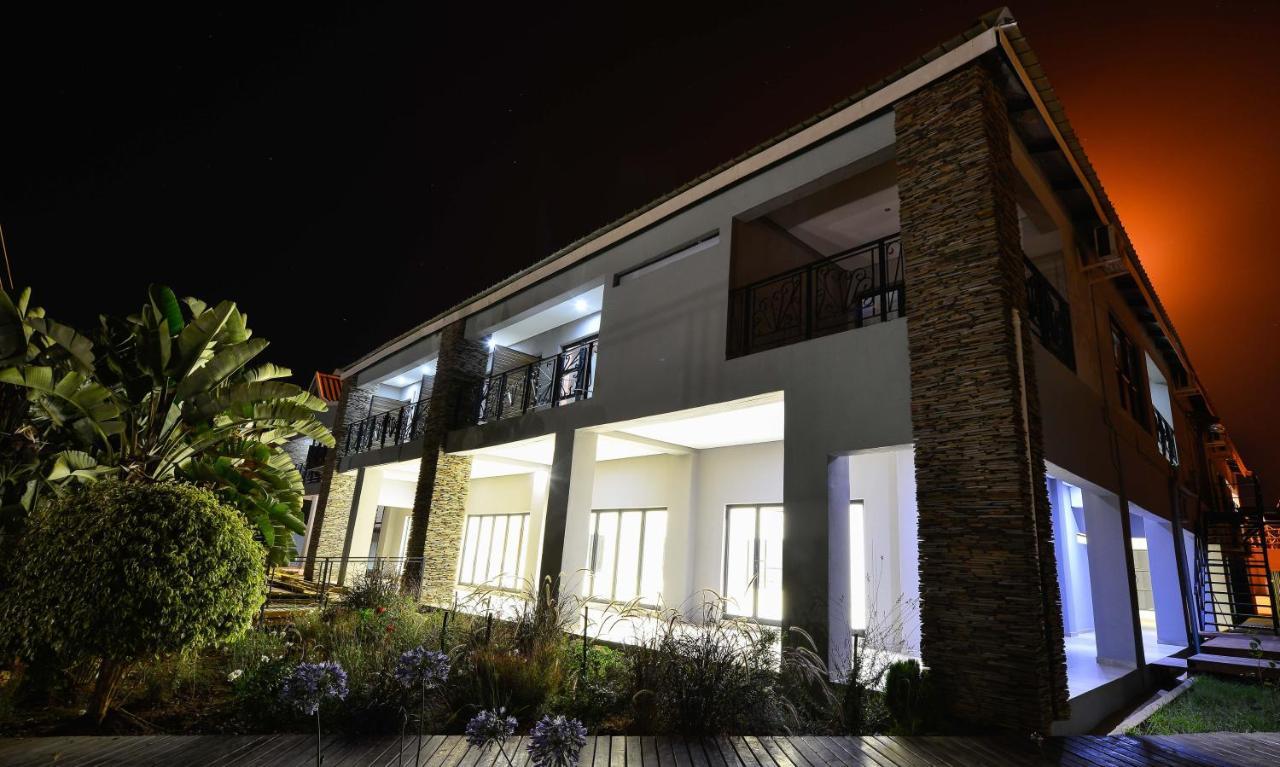 Serurubele Boutique Hotel Bosbokrand Экстерьер фото