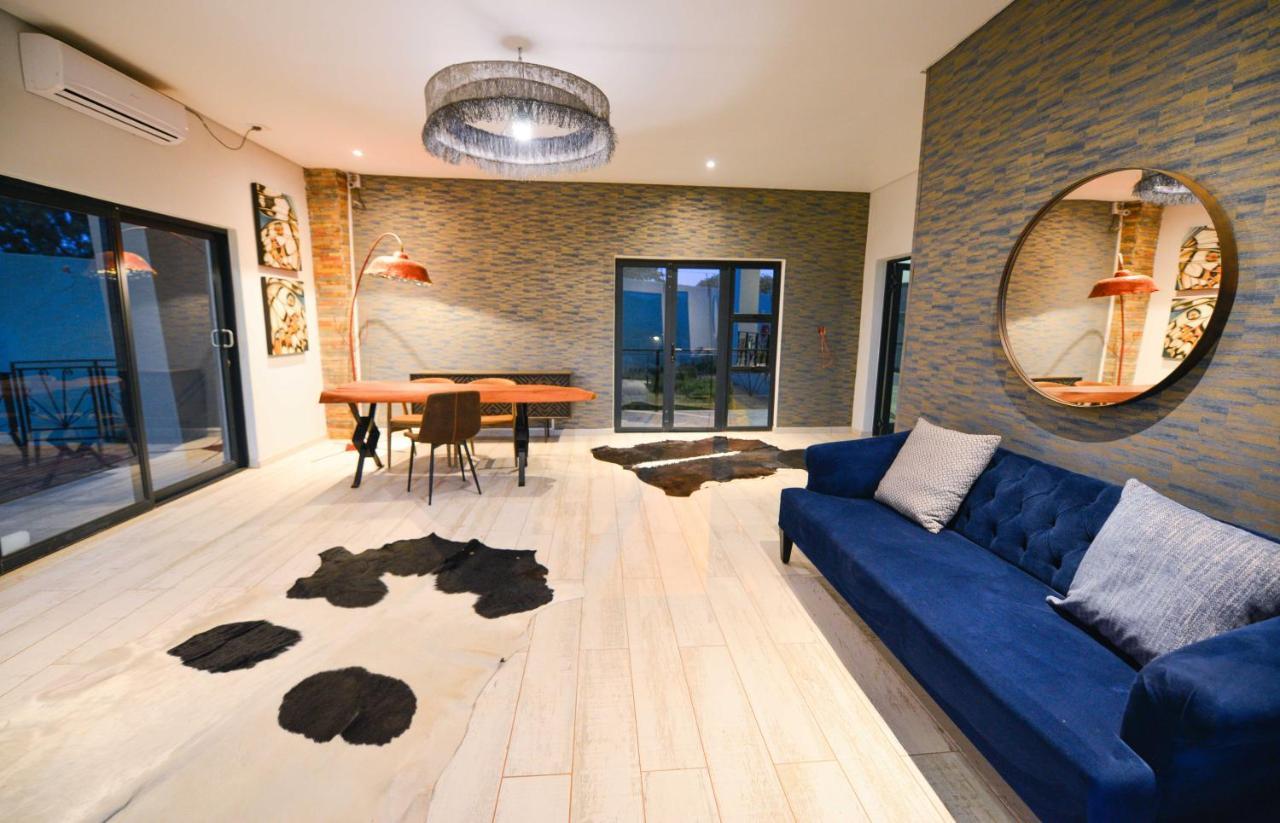 Serurubele Boutique Hotel Bosbokrand Экстерьер фото