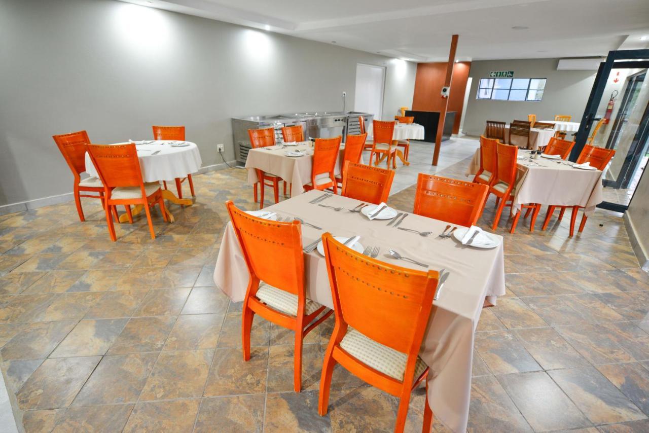 Serurubele Boutique Hotel Bosbokrand Экстерьер фото