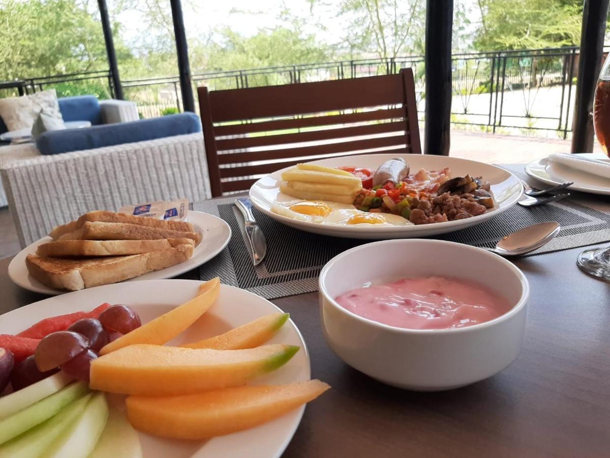 Serurubele Boutique Hotel Bosbokrand Экстерьер фото